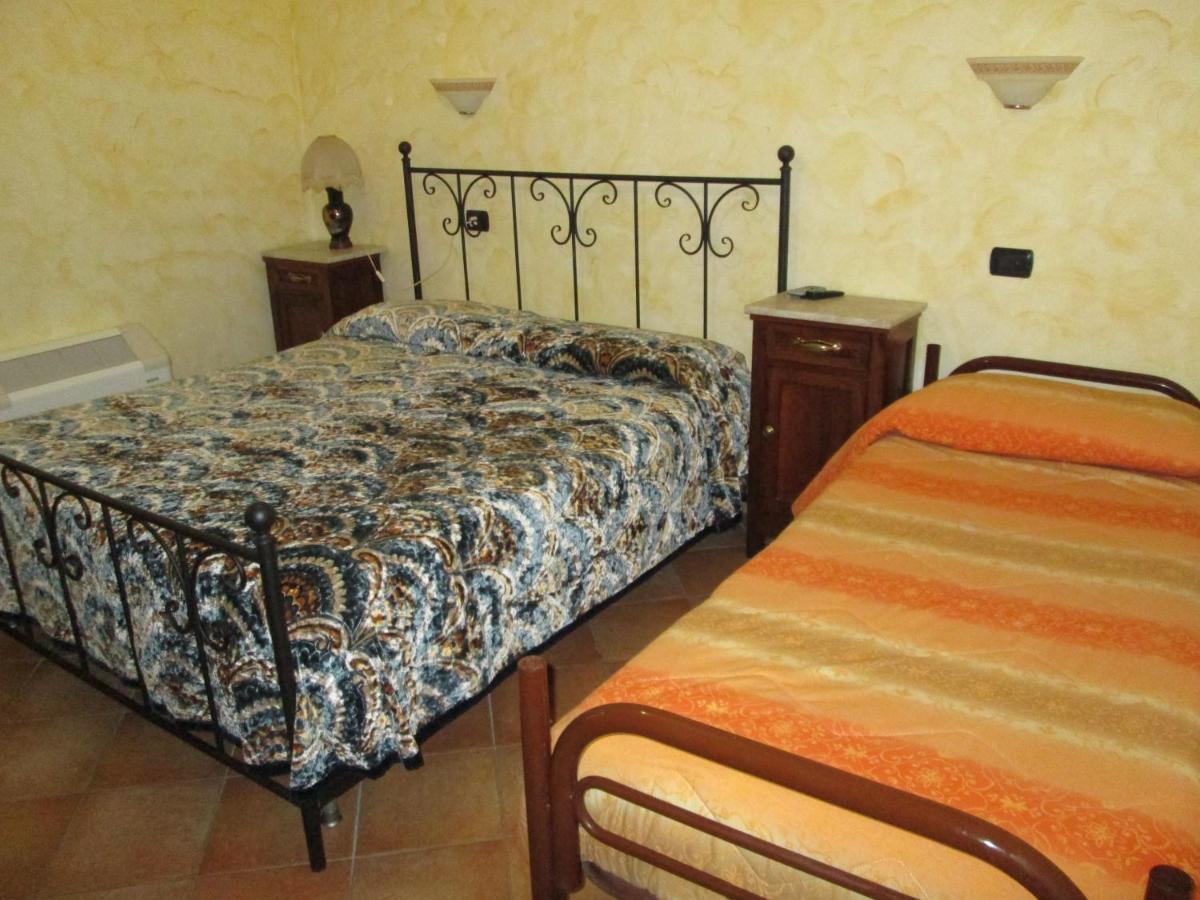Agriturismo Il Vecchio Carro Campli Exterior photo